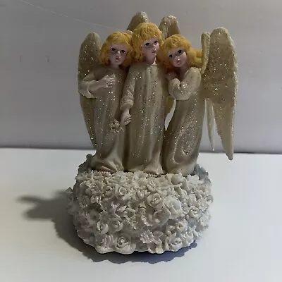 House Of Lloyd Angelic Trio Christmas Music Box Plays  What Child Is This  • $22