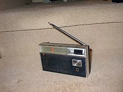 Vtg 1968 Panasonic RF-680 FM/FM-AMC/AM Radio 9 Transistor 7 Diode; TESTED Works • $27
