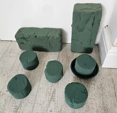 8 Piece Flower Arranging Floral Foam Green Brick Blocks Oasis Round Circle Tray • £8