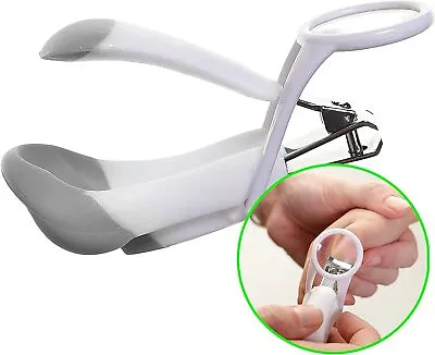 DREAMBABY Premium Nail Clippers With Magnifier • £7.90