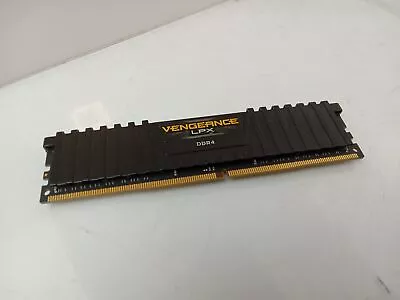 Corsair Vengeance 8GB (1x8GB) 3000 MHz DDR4-3000 PC4-24000 CMK8GX4M1D3000C16 • £24.99