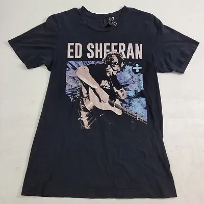 Ed Sheeran Divide World Tour Black Short Sleeve Shirt Men's Size Small Long  • $22.45