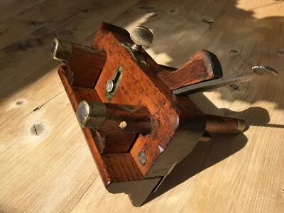 £1800 • Buy ANTIQUE WOODEN PLOUGH PLANE - KING &  PEACH HULL C. 1840/50s