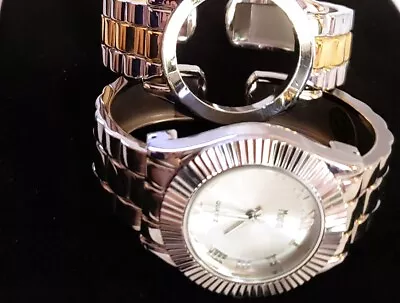 Moulin Quartz Wrist Watch + Spare Band • $10.62