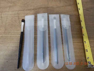 QTY 4 Mary Kay CREME EYE COLOR CONCEALER Brush ~New In Plastic Sleeve LOT D • $7.99