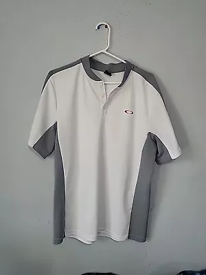 Pre-owned Mens (L)  Oakley  Polo Shirt • $3.50