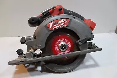 Milwaukee 2730-20 M18 FUEL 18V Lith-Ion 6-1/2in Circular Saw FOR PARTS ONLY • $56