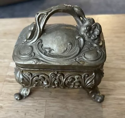 Vintage Metal Trinket Box • $12.95