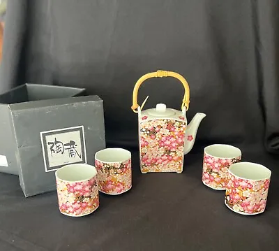 Japanese Ceramic Tea Pot And Cups Set Serves 4 People • £33.77
