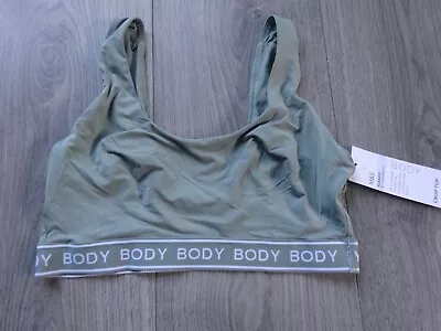 M&s Marks & Spencer Dust Green Body Flexifit Non Wired Crop Top Bra Uk Size 8 • £4.99