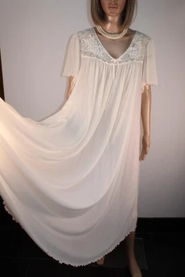 £5 • Buy Vtg Miss Elaine Cream Silky Soft Nylon & Lace Nightdress, Negligee Size Xl Long