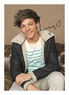 Louis Tomlinson Autograph Signed Pp Photo Poster • £6.89