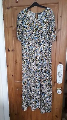 £7.99 • Buy Peacock Yellow Floral Maxi Dress Size 22