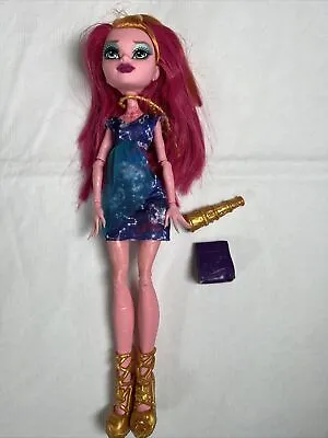 Monster High Freaky Field Trip Gigi Grant Doll GUC Mattel 2010s W/ Accessories • $22