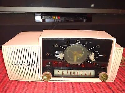 VINTAGE Princess Pink General Electric Model CC430 Tube GE AM Clock Radio 1950s • $39.99