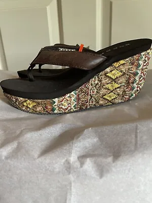 $29.99 • Buy Roper Gina Brown Multicolored Wedge Thong Sandal Size 6