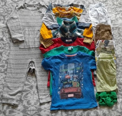 £9 • Buy Bundle Of Boys Clothes 18-24 Months Tops Romper Shorts +
