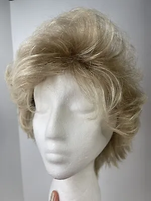 Henry Margu Blonde Wig Short Hair Layered Cut Gorgeous • $55.97