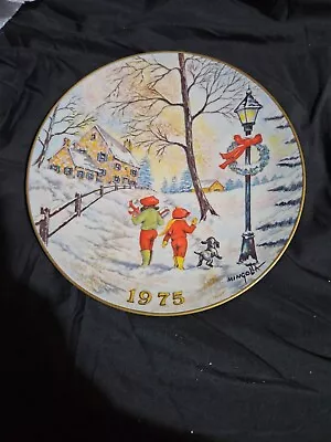 Gorham DOM MINGOLLA CHRISTMAS 1975 Two Children & Dog 8-1/2  Collector's Plate • $19.99