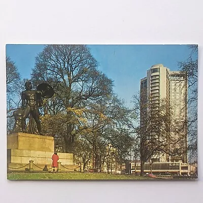 Hilton Park Lane Mayfair 1970s London - Real Photo Postcard    • £4.95