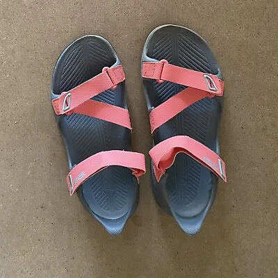 Teva Sandals Size EU 38 • $45