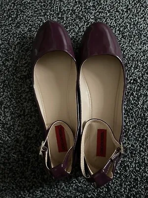 London Rebel Flat Shoes - Size 7 • £5
