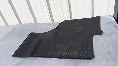 2019-2022 Freightliner Sprinter 2500 Front Center Interior Rubber Floor Mat Oem • $100