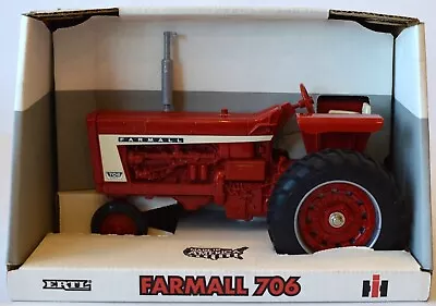 1995 ERTL International Harvester Farmall 706 1:16 Diecast Red Tractor NIB • $52