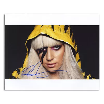 Lady Gaga - Autograph - Signed Colour Photograph • £125