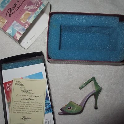 $100 • Buy JUST THE RIGHT SHOE Emerald Luna Signed By Raine 25185H Collectible Retired