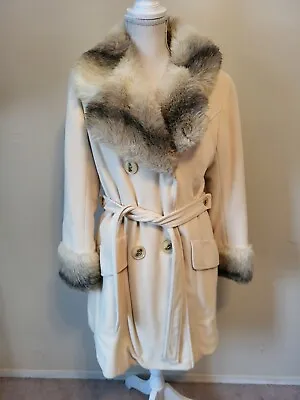 Vintage Beekman Place Womens Creamy White Faux Fur Wool Coat Lined S/M? • $28.99