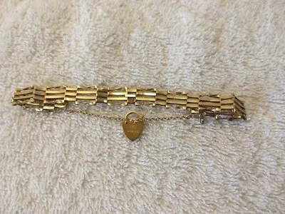 9carat Gold 4 Bar Gate Bracelet • £200