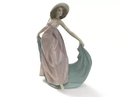 Lladro Spring Dance Girl Porcelain Figurine 5663 Vintage Retired Daisa 1989 READ • $39.99