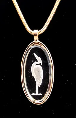 Vtg 1970's Etched Lucite Cameo Heron Bird Pendant Necklace New NOS Hong Kong • $19.99