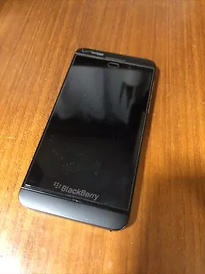 BlackBerry Z10 - Black ( Verizon ) Smartphone • $15