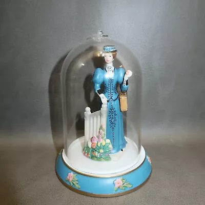 Avon 2009 Mrs. Albee Presidents Club Award Figurine Miniature In Glass Dome • $9.68