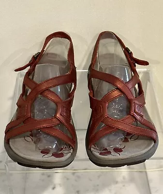 VGUC Merrell Woman’s Performance Sandal Leather Agave 2 Red Ochre Sz 8M • $39