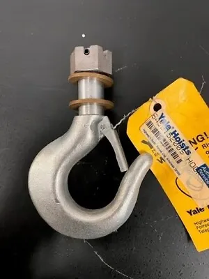 Yale - Hook W/nut #645915200s • $269