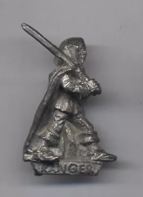 £8 • Buy Vintage Warhammer C07 Ranger With Sword & Staff