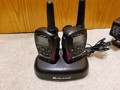 Midland LXT500 Two Way Radio - Black Walkie Talkies - 24 Mile Range With Charger • $34.99