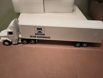 Ertl Freightliner VOLVO Tractor Trailer Die Cast 1/64 • $35