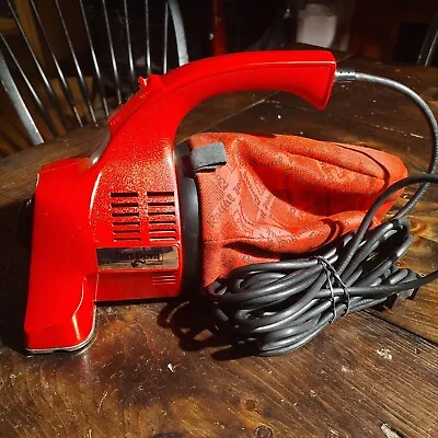 $25.55 • Buy Dirt Devil By Royal Red Electric Hand Vac Handheld Vacuum Cleaner Model# 103