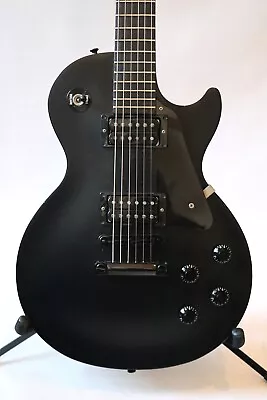 Gibson Les Paul Gothic Studio 2002 • $2950