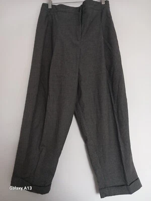 £24.99 • Buy Oska Winter Trousers Size 3 Grey  Checked