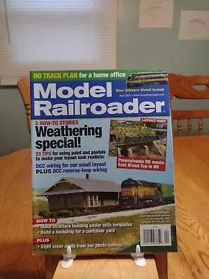 Model Railroader Magazine: April  2010 (RRR5).  • $1.75