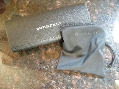 New Burberry Clamshell Magnetic Eyeglass Case With Microfiber Cloth/pouch • $13.79