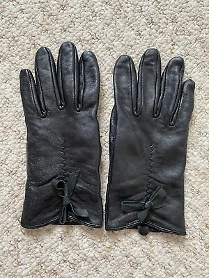Women's Ladies Black Soft Genuine Leather Gloves. S-M. Bow Detail. Animal Lining • £4.99