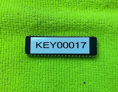 Igt S2000 Slot Machine -  Key 17  Key00017 • $13.25