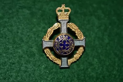 The Royal Army Chaplains Department Officiating Chaplains Lapel Badge - EIIR • £37.40