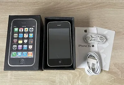 Apple IPhone 3GS - 16GB - Black (O2) A1303 (GSM) • £24.99